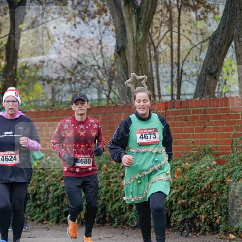 07.12.2025 - St. Pauli X-Mass-Run No. 15 Michael Burmester http://msf.ph/oto/9408489 07.12.2025 09:43:55 Laufen 4624, 4680, 5, 4673 meine-sportfotos.de
