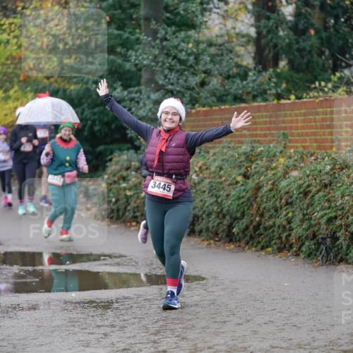 07.12.2025 - St. Pauli X-Mass-Run No. 15 Michael Burmester http://msf.ph/oto/9408494 07.12.2025 11:26:26 Laufen 3843, 3445 meine-sportfotos.de