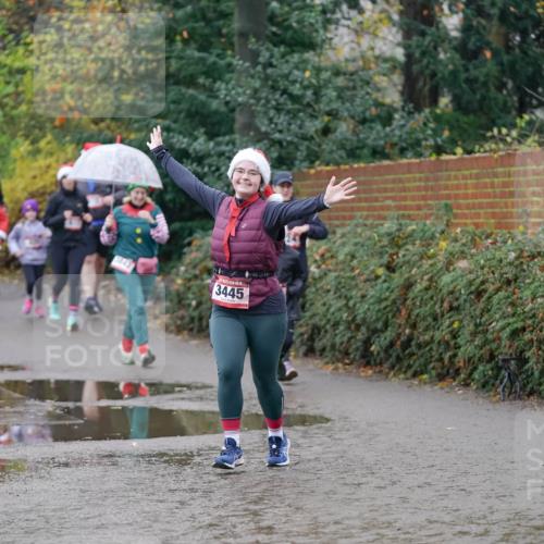 07.12.2025 - St. Pauli X-Mass-Run No. 15 Michael Burmester http://msf.ph/oto/9408500 07.12.2025 11:26:26 Laufen 3445 meine-sportfotos.de