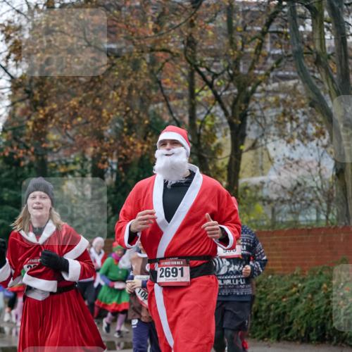 07.12.2025 - St. Pauli X-Mass-Run No. 15 Michael Burmester http://msf.ph/oto/9408546 07.12.2025 09:44:01 Laufen 32, 15, 2691, 100 meine-sportfotos.de