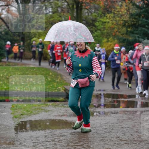07.12.2025 - St. Pauli X-Mass-Run No. 15 Michael Burmester http://msf.ph/oto/9408560 07.12.2025 11:26:33 Laufen 843, 384, 618 meine-sportfotos.de