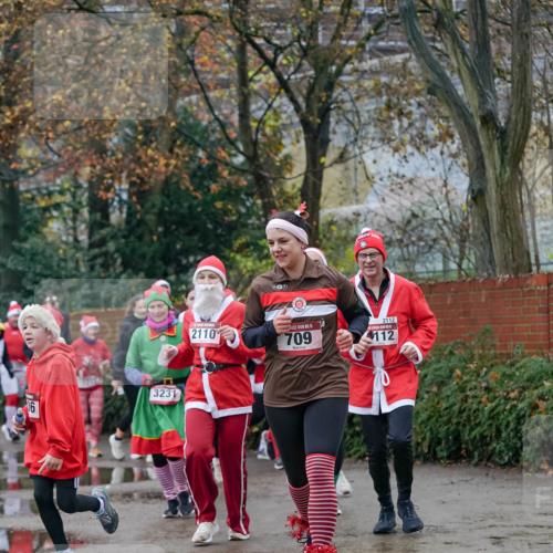 07.12.2025 - St. Pauli X-Mass-Run No. 15 Michael Burmester http://msf.ph/oto/9408576 07.12.2025 09:44:03 Laufen 16, 1219, 3231, 2112, 2110, 15, 709, 112 meine-sportfotos.de