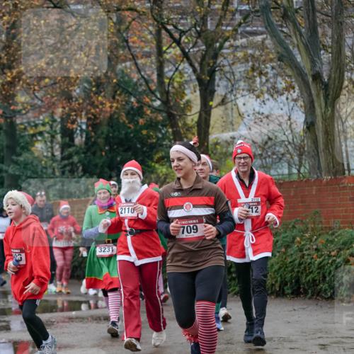07.12.2025 - St. Pauli X-Mass-Run No. 15 Michael Burmester http://msf.ph/oto/9408579 07.12.2025 09:44:04 Laufen 3231, 2110, 15, 709, 2112, 12 meine-sportfotos.de