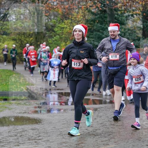 07.12.2025 - St. Pauli X-Mass-Run No. 15 Michael Burmester http://msf.ph/oto/9408580 07.12.2025 11:26:34 Laufen 613, 326, 618, 620, 3842 meine-sportfotos.de