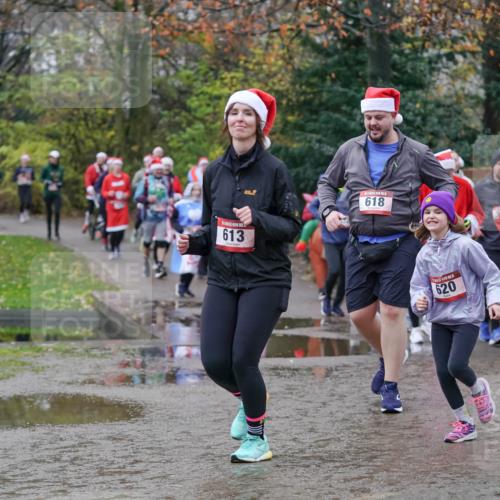 07.12.2025 - St. Pauli X-Mass-Run No. 15 Michael Burmester http://msf.ph/oto/9408583 07.12.2025 11:26:34 Laufen 613, 618, 620, 3842 meine-sportfotos.de