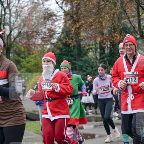 07.12.2025 - St. Pauli X-Mass-Run No. 15 Michael Burmester http://msf.ph/oto/9408591 07.12.2025 09:44:05 Laufen 15, 2116, 31, 1829, 2112, 15, 2112 meine-sportfotos.de
