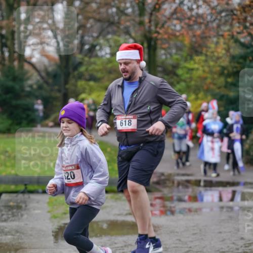 07.12.2025 - St. Pauli X-Mass-Run No. 15 Michael Burmester http://msf.ph/oto/9408595 07.12.2025 11:26:36 Laufen 15, 20, 618, 725 meine-sportfotos.de