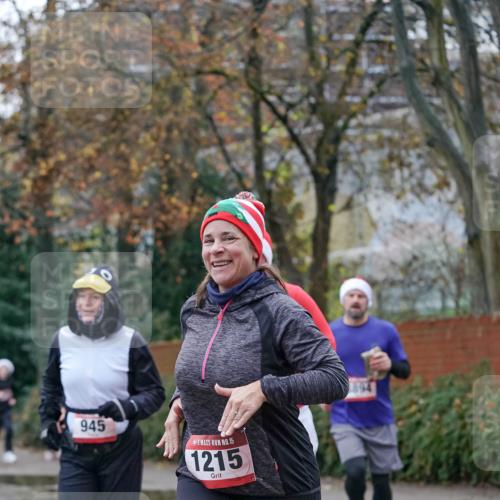 07.12.2025 - St. Pauli X-Mass-Run No. 15 Michael Burmester http://msf.ph/oto/9408639 07.12.2025 09:44:11 Laufen 945, 15, 1215 meine-sportfotos.de