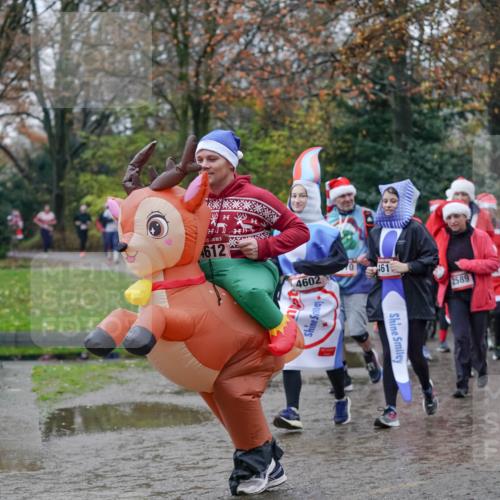07.12.2025 - St. Pauli X-Mass-Run No. 15 Michael Burmester http://msf.ph/oto/9408674 07.12.2025 11:26:43 Laufen 15, 612, 4602, 461, 2589, 2672 meine-sportfotos.de