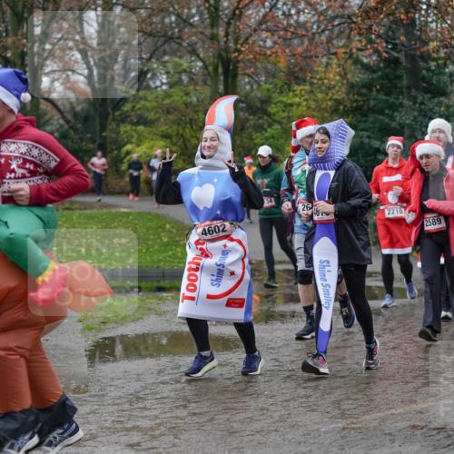 07.12.2025 - St. Pauli X-Mass-Run No. 15 Michael Burmester http://msf.ph/oto/9408682 07.12.2025 11:26:43 Laufen 1612, 4602, 34, 26, 2210, 2589, 418, 2672 meine-sportfotos.de