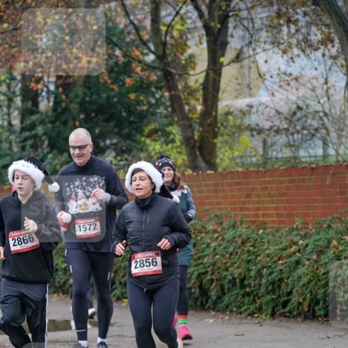07.12.2025 - St. Pauli X-Mass-Run No. 15 Michael Burmester http://msf.ph/oto/9408693 07.12.2025 09:44:17 Laufen 2866, 1572, 15, 2856 meine-sportfotos.de
