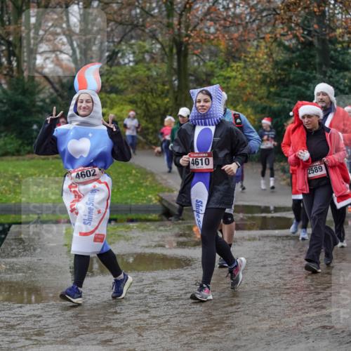 07.12.2025 - St. Pauli X-Mass-Run No. 15 Michael Burmester http://msf.ph/oto/9408694 07.12.2025 11:26:44 Laufen 4602, 15, 4610, 2589, 24, 2672, 2585 meine-sportfotos.de