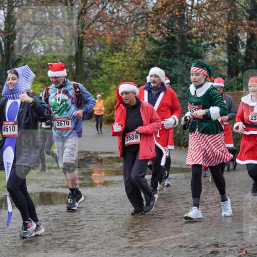 07.12.2025 - St. Pauli X-Mass-Run No. 15 Michael Burmester http://msf.ph/oto/9408697 07.12.2025 11:26:44 Laufen 4610, 2670, 2589, 31, 267, 2585, 203 meine-sportfotos.de