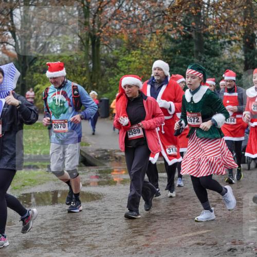 07.12.2025 - St. Pauli X-Mass-Run No. 15 Michael Burmester http://msf.ph/oto/9408704 07.12.2025 11:26:44 Laufen 4610, 2670, 2589, 2585, 2672, 4184, 311, 61, 6, 2203 meine-sportfotos.de