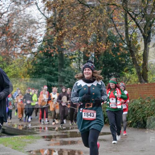 07.12.2025 - St. Pauli X-Mass-Run No. 15 Michael Burmester http://msf.ph/oto/9408705 07.12.2025 09:44:19 Laufen 15, 1543, 1176, 970 meine-sportfotos.de