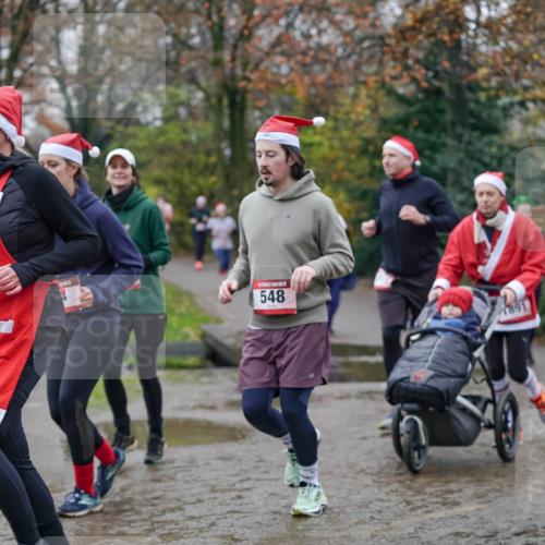 07.12.2025 - St. Pauli X-Mass-Run No. 15 Michael Burmester http://msf.ph/oto/9408757 07.12.2025 11:26:48 Laufen 15, 2203, 548, 189 meine-sportfotos.de