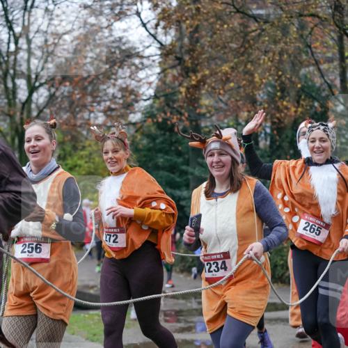 07.12.2025 - St. Pauli X-Mass-Run No. 15 Michael Burmester http://msf.ph/oto/9408798 07.12.2025 09:44:28 Laufen 15, 256, 15, 272, 15, 234, 265 meine-sportfotos.de