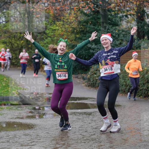 07.12.2025 - St. Pauli X-Mass-Run No. 15 Michael Burmester http://msf.ph/oto/9408802 07.12.2025 11:26:51 Laufen 5, 3616, 3618, 1592 meine-sportfotos.de