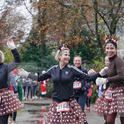 07.12.2025 - St. Pauli X-Mass-Run No. 15 Michael Burmester http://msf.ph/oto/9408837 07.12.2025 09:44:31 Laufen 2168, 217, 2249 meine-sportfotos.de