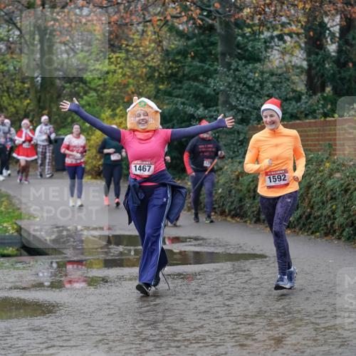 07.12.2025 - St. Pauli X-Mass-Run No. 15 Michael Burmester http://msf.ph/oto/9408841 07.12.2025 11:26:54 Laufen 1467, 1592 meine-sportfotos.de