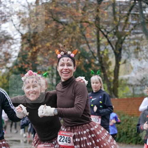 07.12.2025 - St. Pauli X-Mass-Run No. 15 Michael Burmester http://msf.ph/oto/9408849 07.12.2025 09:44:32 Laufen 15, 1991, 15, 2249, 103 meine-sportfotos.de