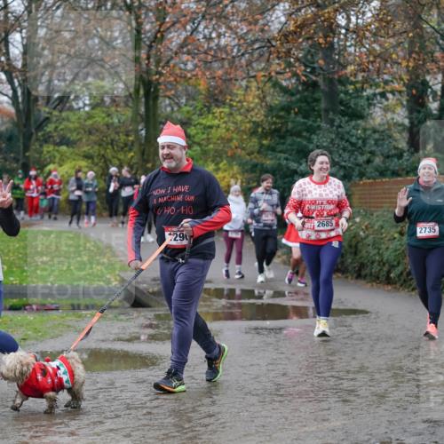 07.12.2025 - St. Pauli X-Mass-Run No. 15 Michael Burmester http://msf.ph/oto/9408886 07.12.2025 11:27:01 Laufen 1289, 290, 2685, 2735 meine-sportfotos.de