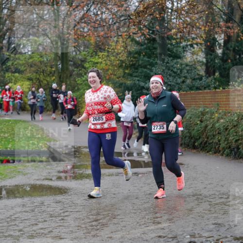 07.12.2025 - St. Pauli X-Mass-Run No. 15 Michael Burmester http://msf.ph/oto/9408904 07.12.2025 11:27:03 Laufen 2685, 2735 meine-sportfotos.de