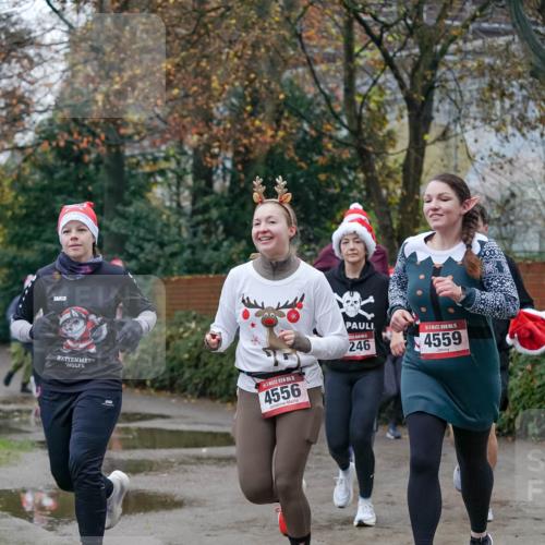 07.12.2025 - St. Pauli X-Mass-Run No. 15 Michael Burmester http://msf.ph/oto/9408926 07.12.2025 09:44:40 Laufen 5, 4556, 246, 15, 4559 meine-sportfotos.de