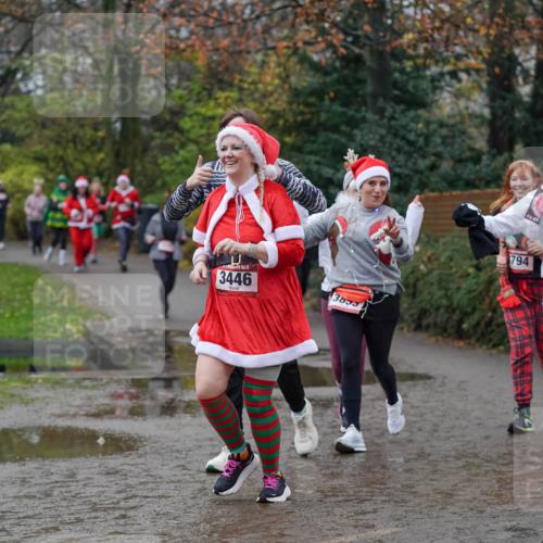 07.12.2025 - St. Pauli X-Mass-Run No. 15 Michael Burmester http://msf.ph/oto/9408960 07.12.2025 11:27:08 Laufen 3446, 3855, 794, 3795 meine-sportfotos.de