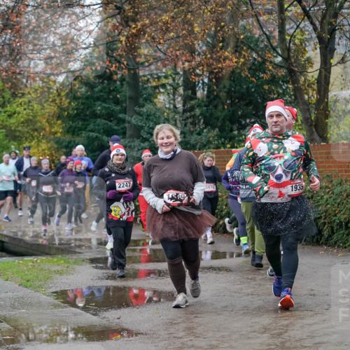 07.12.2025 - St. Pauli X-Mass-Run No. 15 Michael Burmester http://msf.ph/oto/9408965 07.12.2025 09:44:46 Laufen 2247, 3970, 1935 meine-sportfotos.de