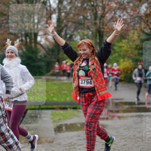07.12.2025 - St. Pauli X-Mass-Run No. 15 Michael Burmester http://msf.ph/oto/9409005 07.12.2025 11:27:11 Laufen 795, 3790, 3794 meine-sportfotos.de
