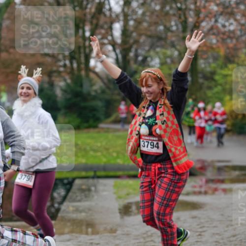 07.12.2025 - St. Pauli X-Mass-Run No. 15 Michael Burmester http://msf.ph/oto/9409008 07.12.2025 11:27:11 Laufen 940, 3790, 3794 meine-sportfotos.de