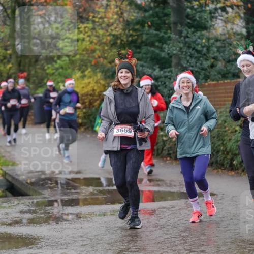 07.12.2025 - St. Pauli X-Mass-Run No. 15 Michael Burmester http://msf.ph/oto/9409049 07.12.2025 11:27:16 Laufen 3659, 15, 3650 meine-sportfotos.de