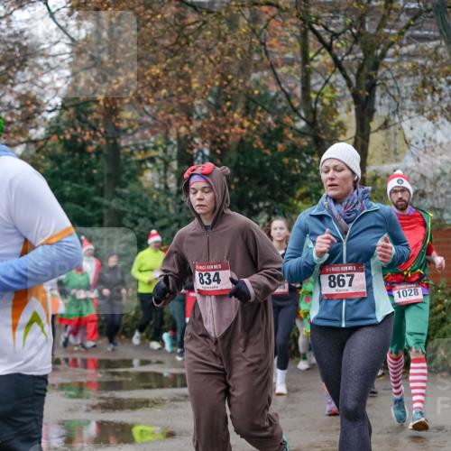 07.12.2025 - St. Pauli X-Mass-Run No. 15 Michael Burmester http://msf.ph/oto/9409063 07.12.2025 09:44:58 Laufen 15, 834, 15, 867, 1028 meine-sportfotos.de