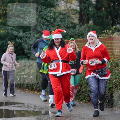 07.12.2025 - St. Pauli X-Mass-Run No. 15 Michael Burmester http://msf.ph/oto/9409076 07.12.2025 11:27:19 Laufen 3494, 2077, 355, 5, 209 meine-sportfotos.de