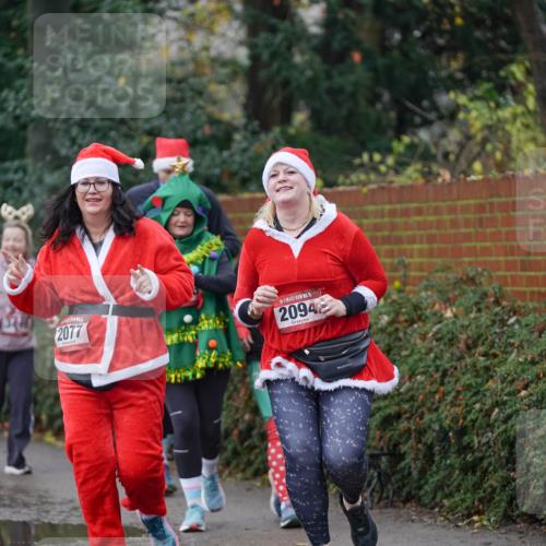 07.12.2025 - St. Pauli X-Mass-Run No. 15 Michael Burmester http://msf.ph/oto/9409082 07.12.2025 11:27:20 Laufen 2077, 5, 2094 meine-sportfotos.de