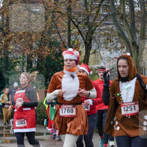 07.12.2025 - St. Pauli X-Mass-Run No. 15 Michael Burmester http://msf.ph/oto/9409099 07.12.2025 09:45:03 Laufen 3003, 1788, 36, 4251 meine-sportfotos.de