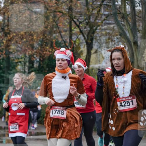 07.12.2025 - St. Pauli X-Mass-Run No. 15 Michael Burmester http://msf.ph/oto/9409102 07.12.2025 09:45:03 Laufen 3003, 15, 1788, 40, 15, 4251 meine-sportfotos.de