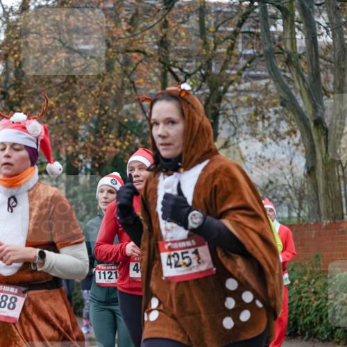 07.12.2025 - St. Pauli X-Mass-Run No. 15 Michael Burmester http://msf.ph/oto/9409105 07.12.2025 09:45:03 Laufen 88, 4251, 1121, 4 meine-sportfotos.de