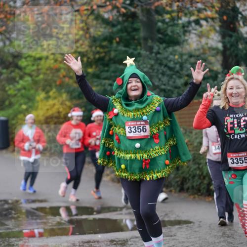 07.12.2025 - St. Pauli X-Mass-Run No. 15 Michael Burmester http://msf.ph/oto/9409109 07.12.2025 11:27:23 Laufen 15, 3356, 02, 34, 15, 3355 meine-sportfotos.de
