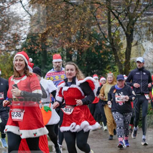 07.12.2025 - St. Pauli X-Mass-Run No. 15 Michael Burmester http://msf.ph/oto/9409135 07.12.2025 09:45:07 Laufen 56, 15, 1236, 3814, 54, 67 meine-sportfotos.de