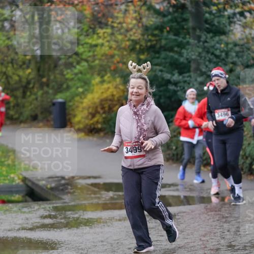 07.12.2025 - St. Pauli X-Mass-Run No. 15 Michael Burmester http://msf.ph/oto/9409139 07.12.2025 11:27:26 Laufen 34, 99, 3496, 3498 meine-sportfotos.de