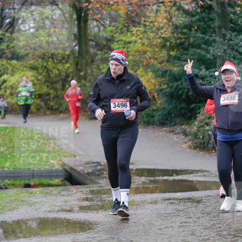 07.12.2025 - St. Pauli X-Mass-Run No. 15 Michael Burmester http://msf.ph/oto/9409166 07.12.2025 11:27:28 Laufen 1, 3496, 3498, 2599, 25 meine-sportfotos.de
