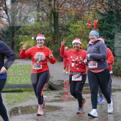 07.12.2025 - St. Pauli X-Mass-Run No. 15 Michael Burmester http://msf.ph/oto/9409189 07.12.2025 11:27:30 Laufen 3498, 15, 2598, 2599, 2596 meine-sportfotos.de