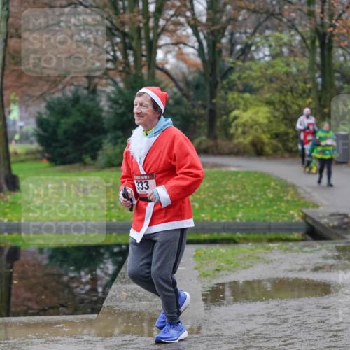 07.12.2025 - St. Pauli X-Mass-Run No. 15 Michael Burmester http://msf.ph/oto/9409219 07.12.2025 11:27:32 Laufen 333, 596 meine-sportfotos.de