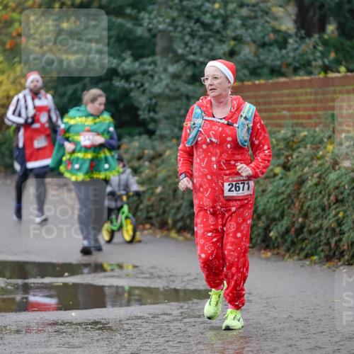 07.12.2025 - St. Pauli X-Mass-Run No. 15 Michael Burmester http://msf.ph/oto/9409240 07.12.2025 11:27:38 Laufen 4, 2671 meine-sportfotos.de