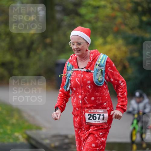 07.12.2025 - St. Pauli X-Mass-Run No. 15 Michael Burmester http://msf.ph/oto/9409246 07.12.2025 11:27:40 Laufen 15, 2671 meine-sportfotos.de