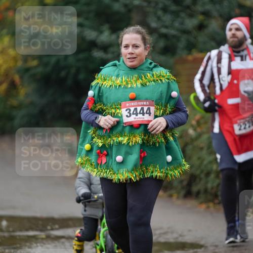 07.12.2025 - St. Pauli X-Mass-Run No. 15 Michael Burmester http://msf.ph/oto/9409272 07.12.2025 11:27:43 Laufen 15, 3444, 2228 meine-sportfotos.de