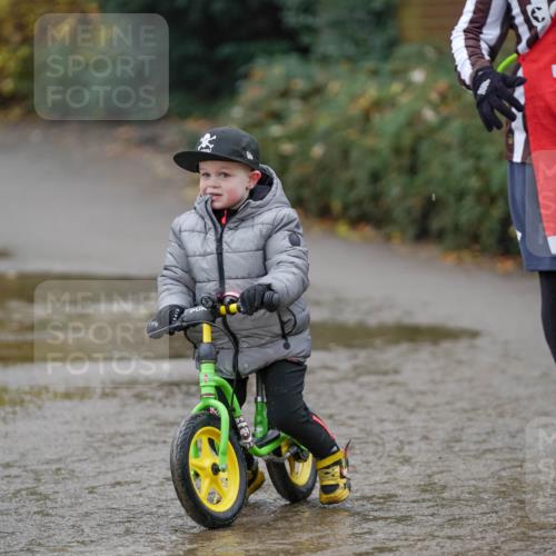 07.12.2025 - St. Pauli X-Mass-Run No. 15 Michael Burmester http://msf.ph/oto/9409302 07.12.2025 11:27:46 Laufen 2228 meine-sportfotos.de