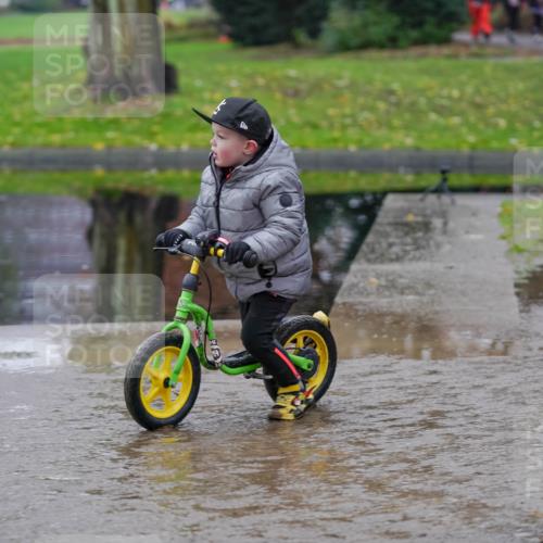 07.12.2025 - St. Pauli X-Mass-Run No. 15 Michael Burmester http://msf.ph/oto/9409308 07.12.2025 11:27:47 Laufen  meine-sportfotos.de